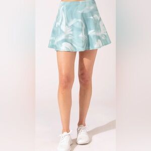 Threads for Thought POCKET SKORT NWT Medium